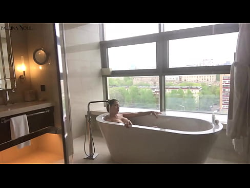 ❤️ Une énorme nana se branlant passionnément la chatte dans la salle de bains ❌ Super porno at porn fr.amourpassionfever.ru ❌️❤